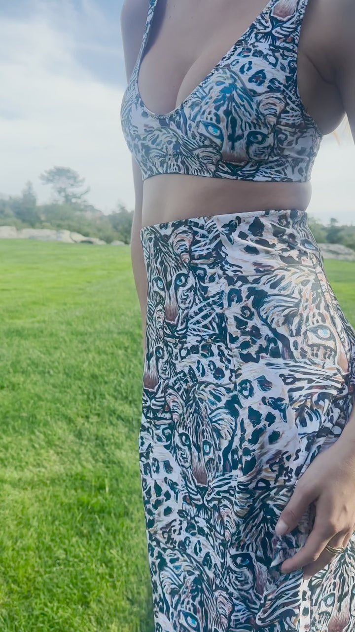 Hannah Crop Top in Snow Leopard