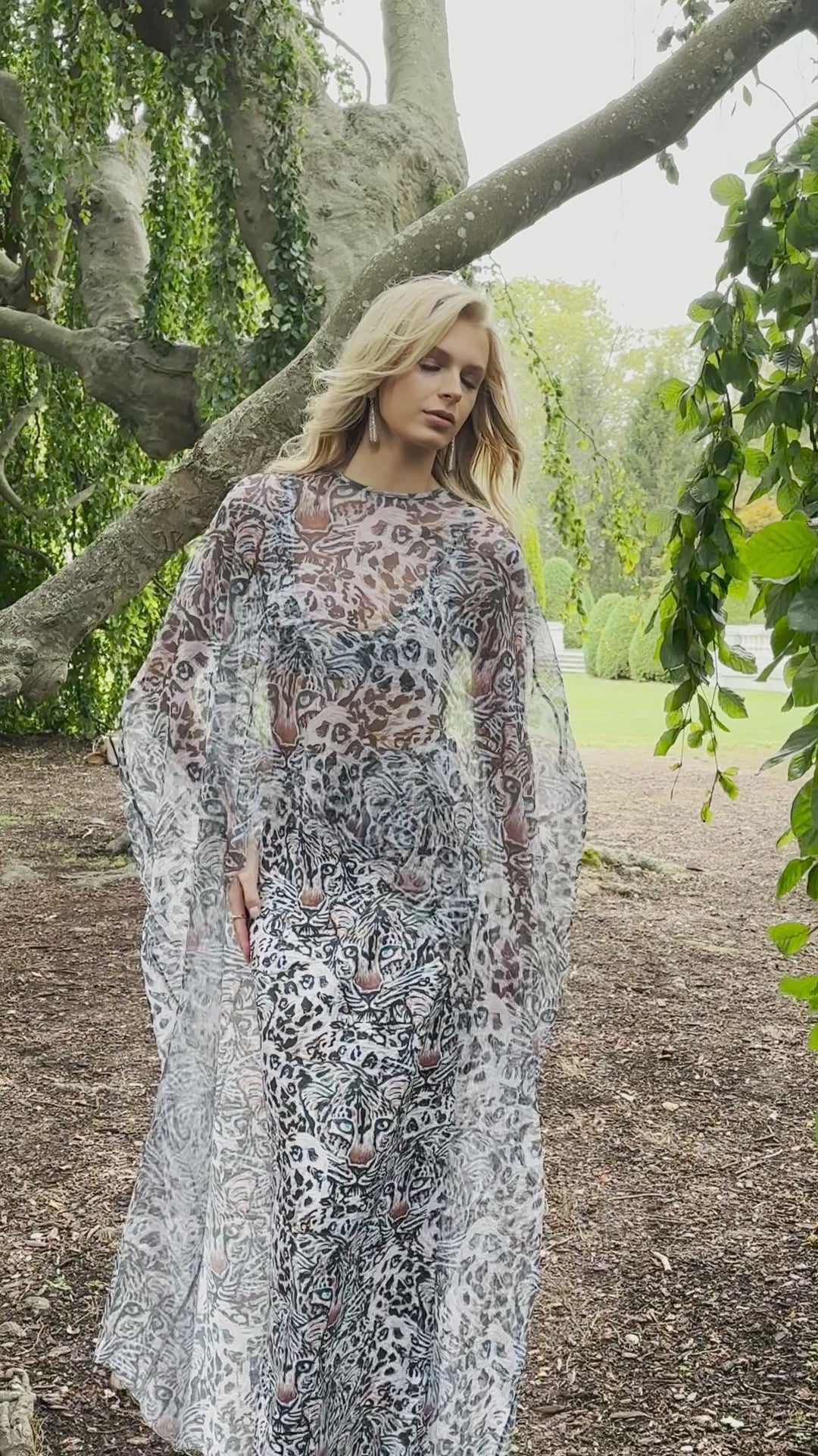 Olivia Sheer Topper in Snow Leopard