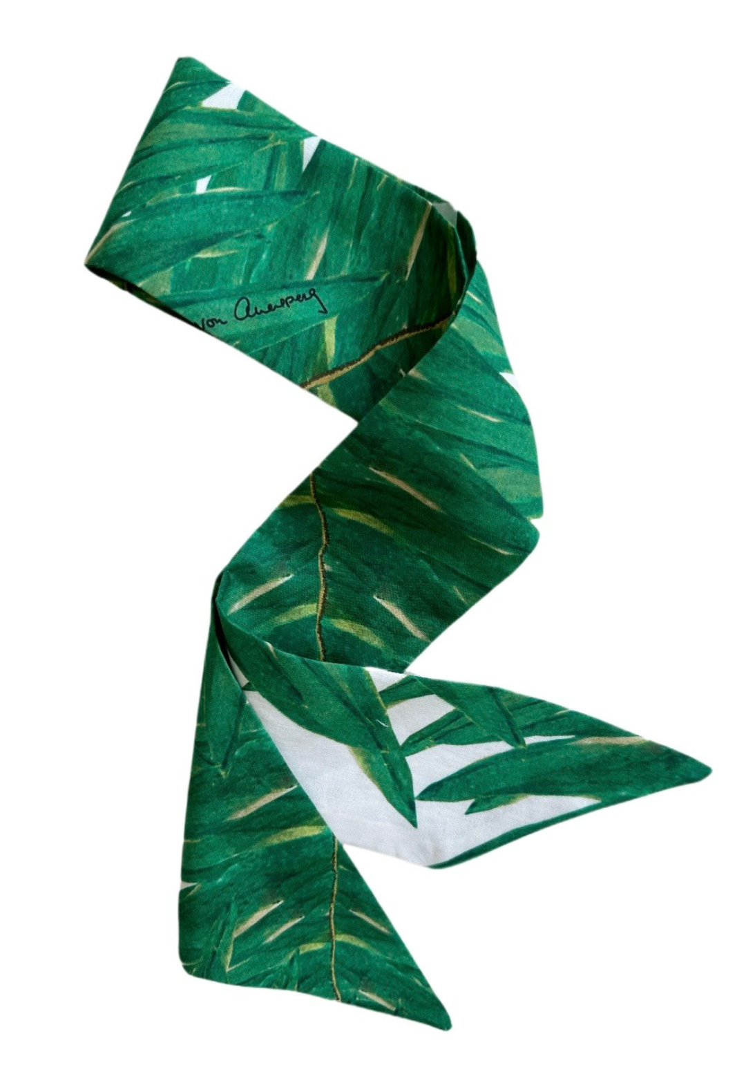 Sarah Bray Bermuda hat styled with Queen Palm green palm leaf cotton hat band and matching printed dress